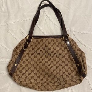 EXCELLENT CONDITION! Authentic Gucci Canvas Medium Abbey Shoulder Bag Handbag